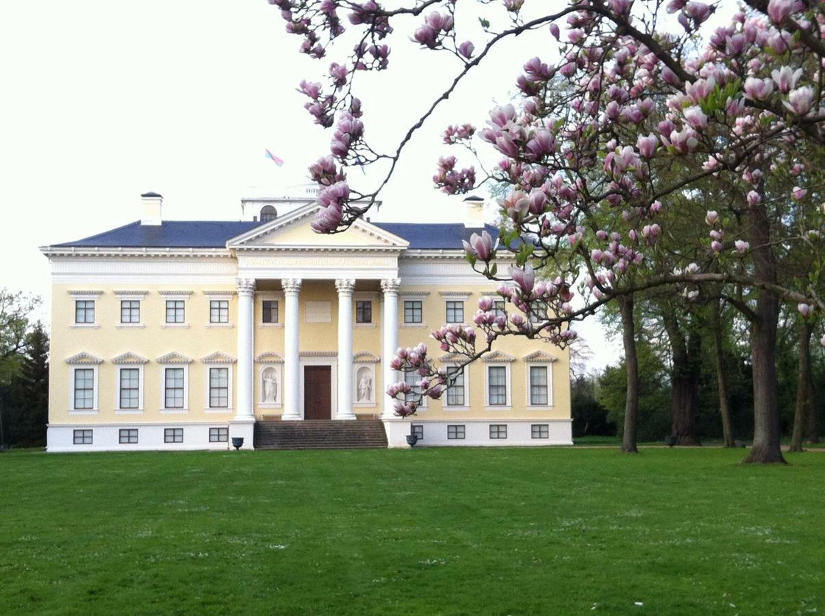 Hotel Landhaus Woerlitzer Hof Oranienbaum-Woerlitz Exterior photo